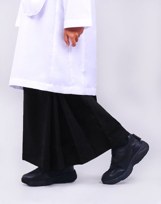 Black Primary School Kain Kurung