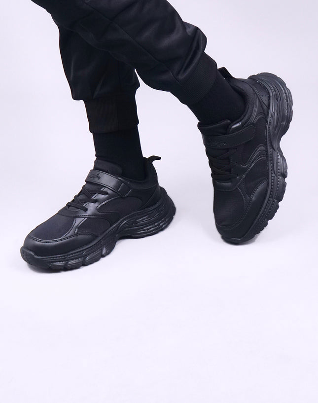 Black Lightweight Primary School Shoes – Slim Rubber Sole Lace-Up