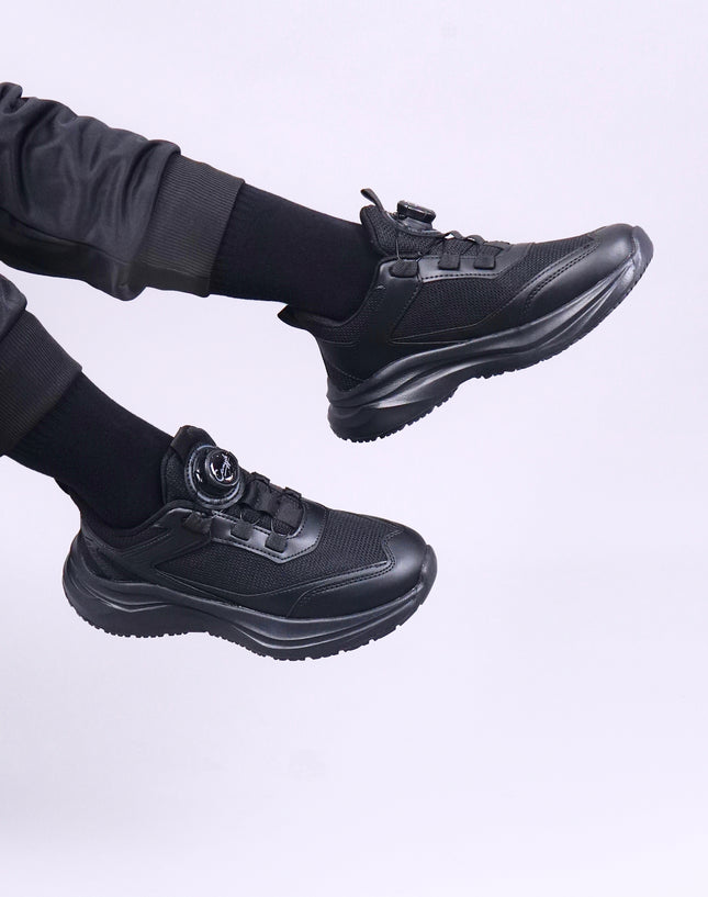 Black Lightweight Primary School Shoes – Rotating Buckle Type