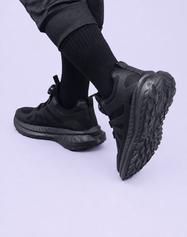 Black Ultra-Base Lightweight Primary School Shoes – Rotating Buckle